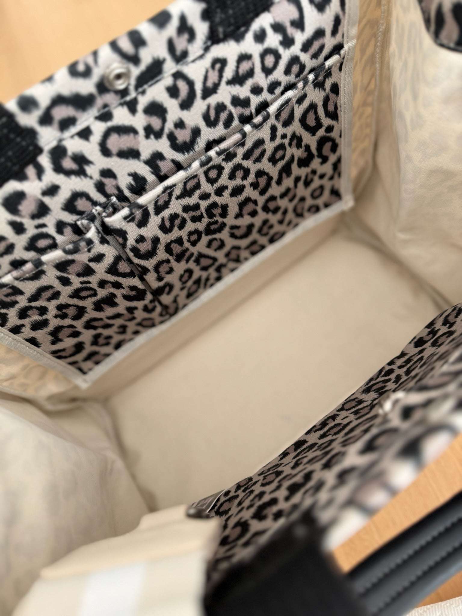 Leopard Luxe North South Bag + FREE Silver Tassel + FREE Black Peace Charm + FREE Black/Silver LOVE Strap - Quilted Koala