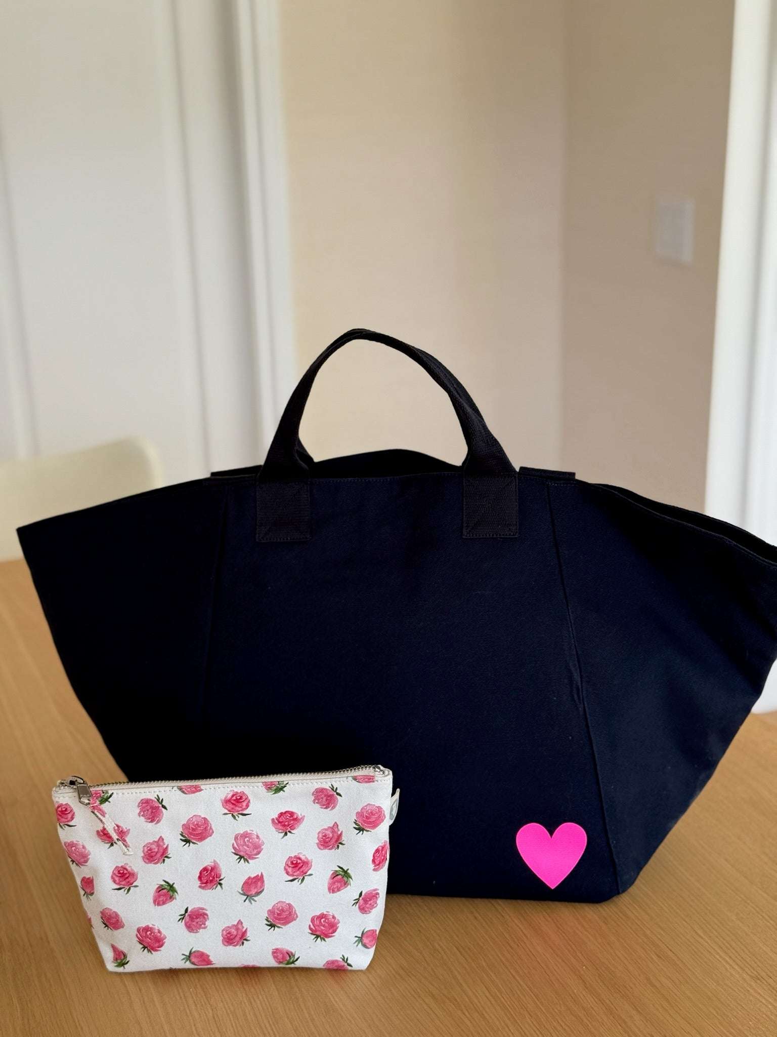 Stephanie's Spring Bundle: Navy Chelsea Bag with Neon Pink Petite Heart & White Floral Makeup Bag - Quilted Koala