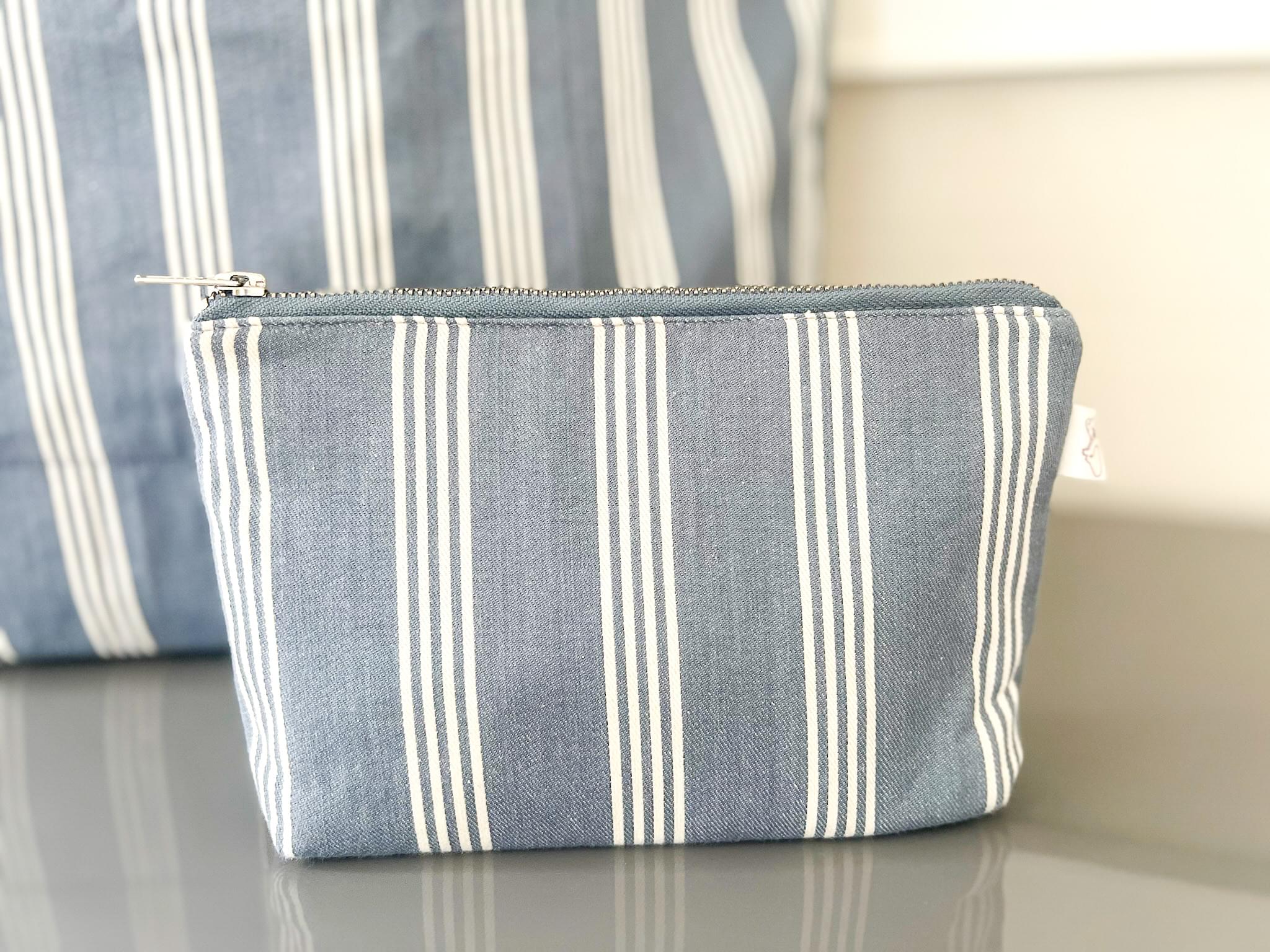 Koala Basics: Makeup Bag: Blue Ticking Stripe - Quilted Koala