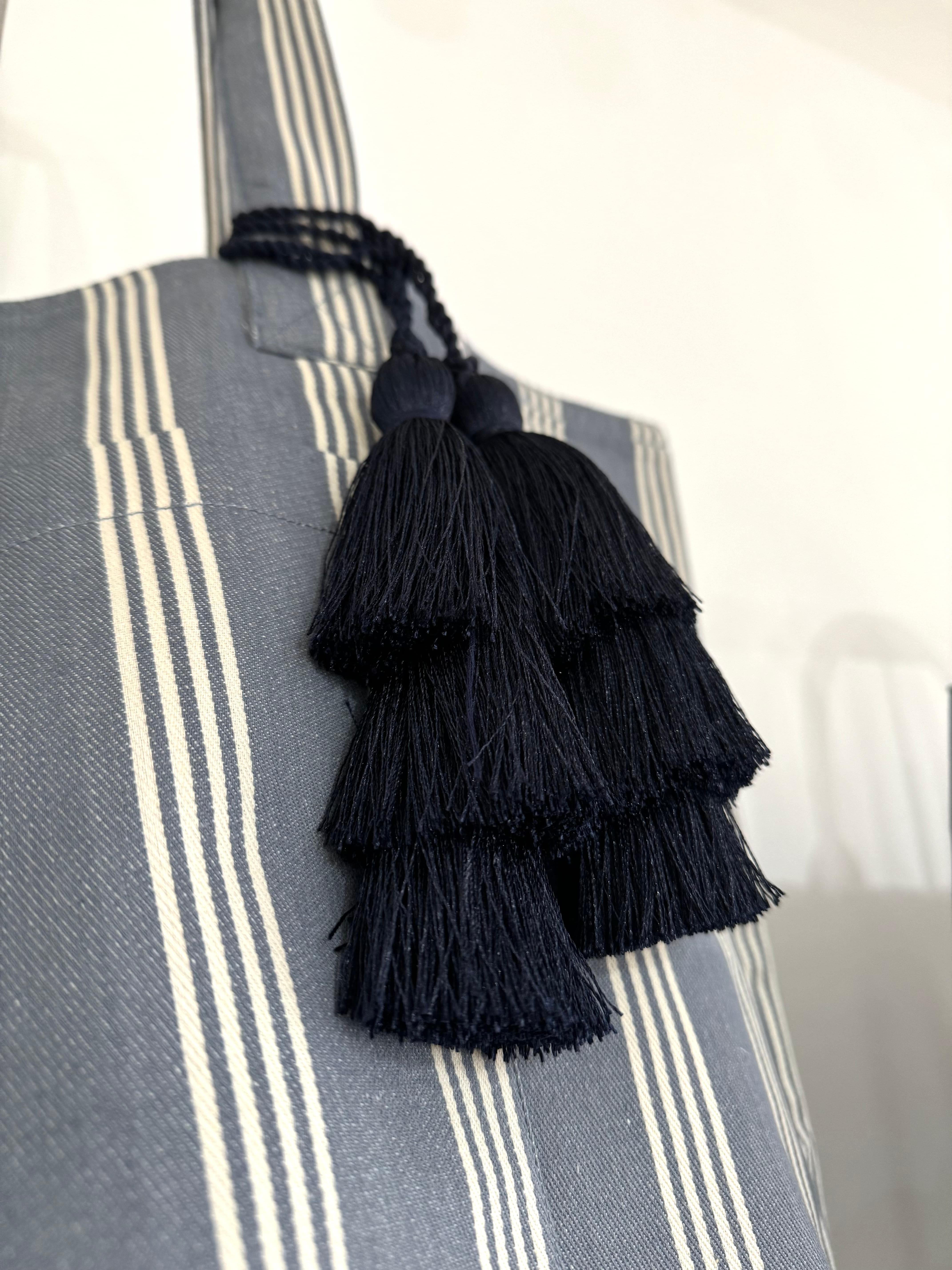 KOALA TASSEL - NAVY - Quilted Koala