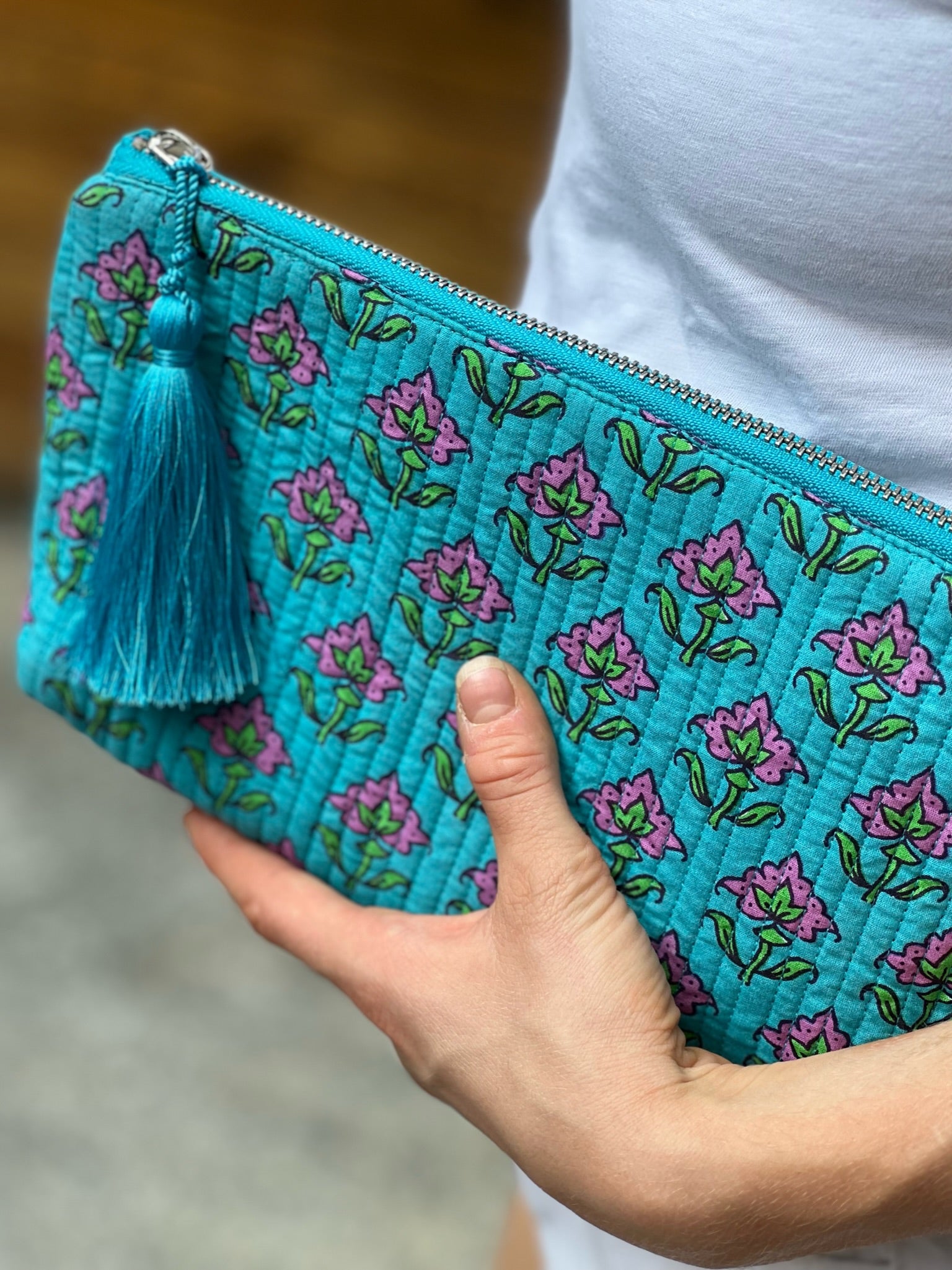 Hold Me Clutch - Quilted Blue Floral - Quilted Koala