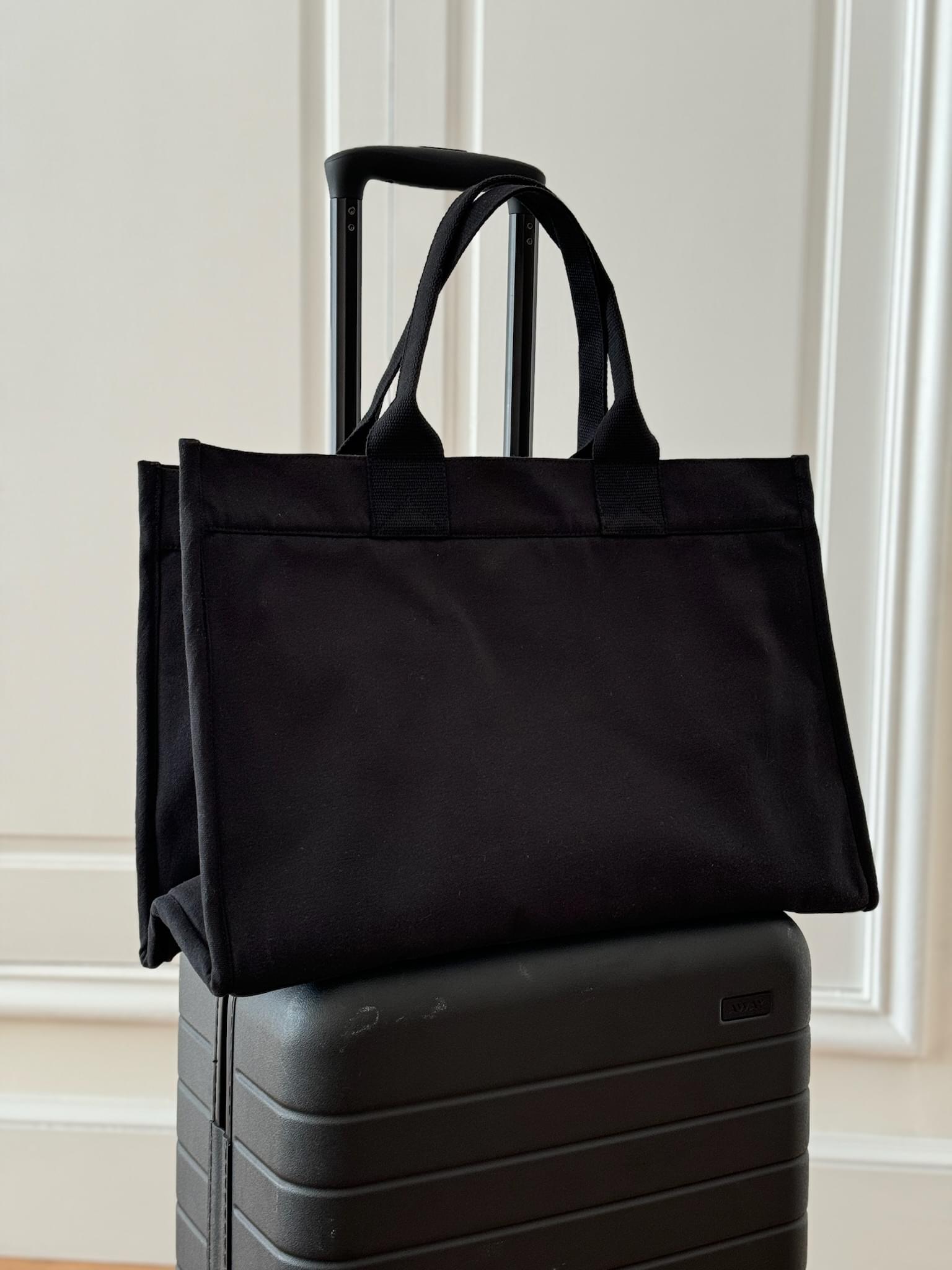NEW! Anywhere Bag with Trolley Sleeve in Black MONOGRAM STRIPE - Quilted Koala