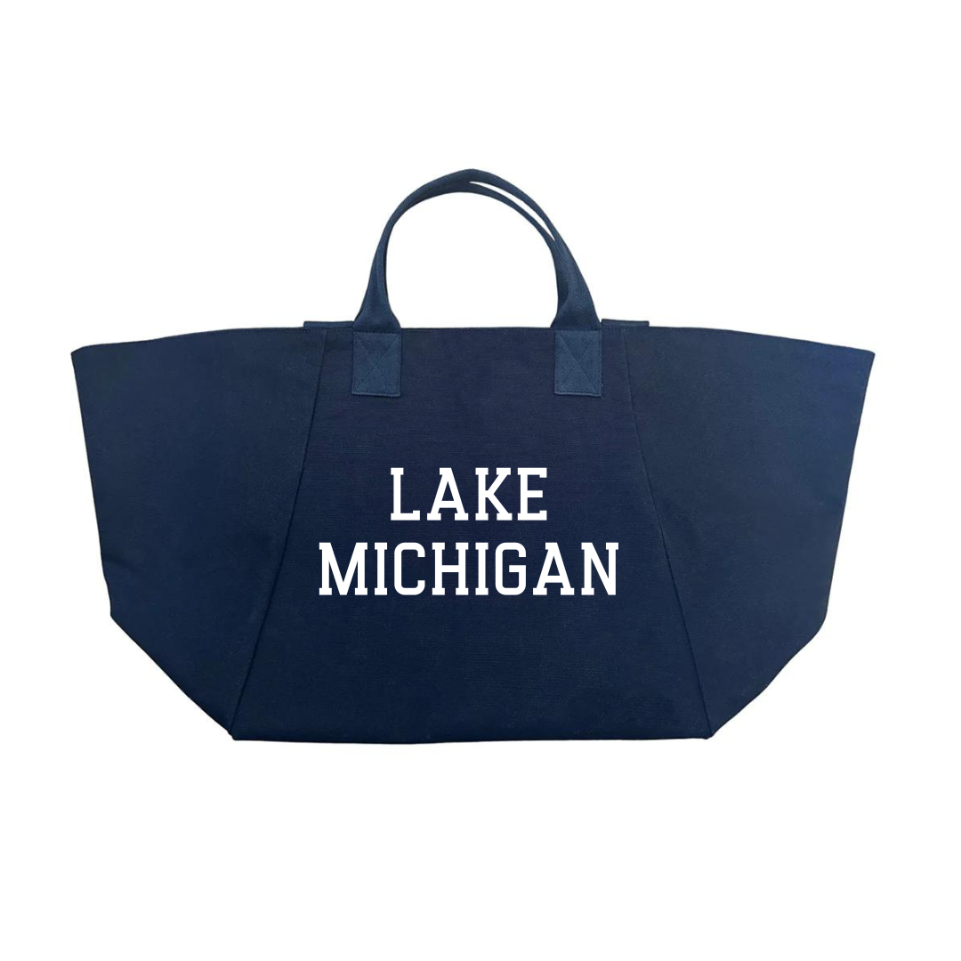 Chelsea Bag Navy LOCATION: Lake Michigan or CUSTOMIZE YOUR FAVORITE LAKE! - Quilted Koala