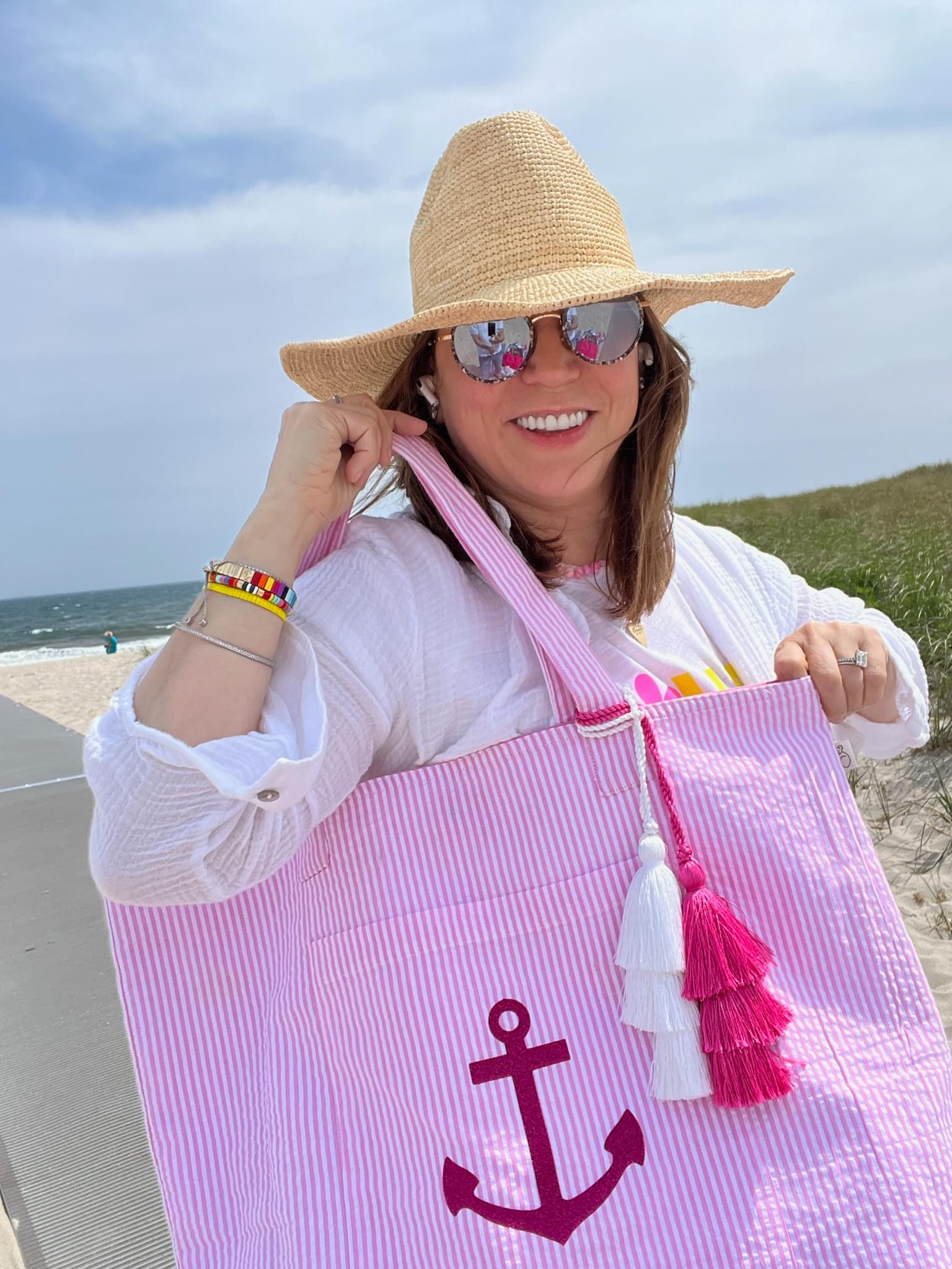 Everything Bag: Pink Seersucker ONLY $35.20 WITH CODE FUN - Quilted Koala