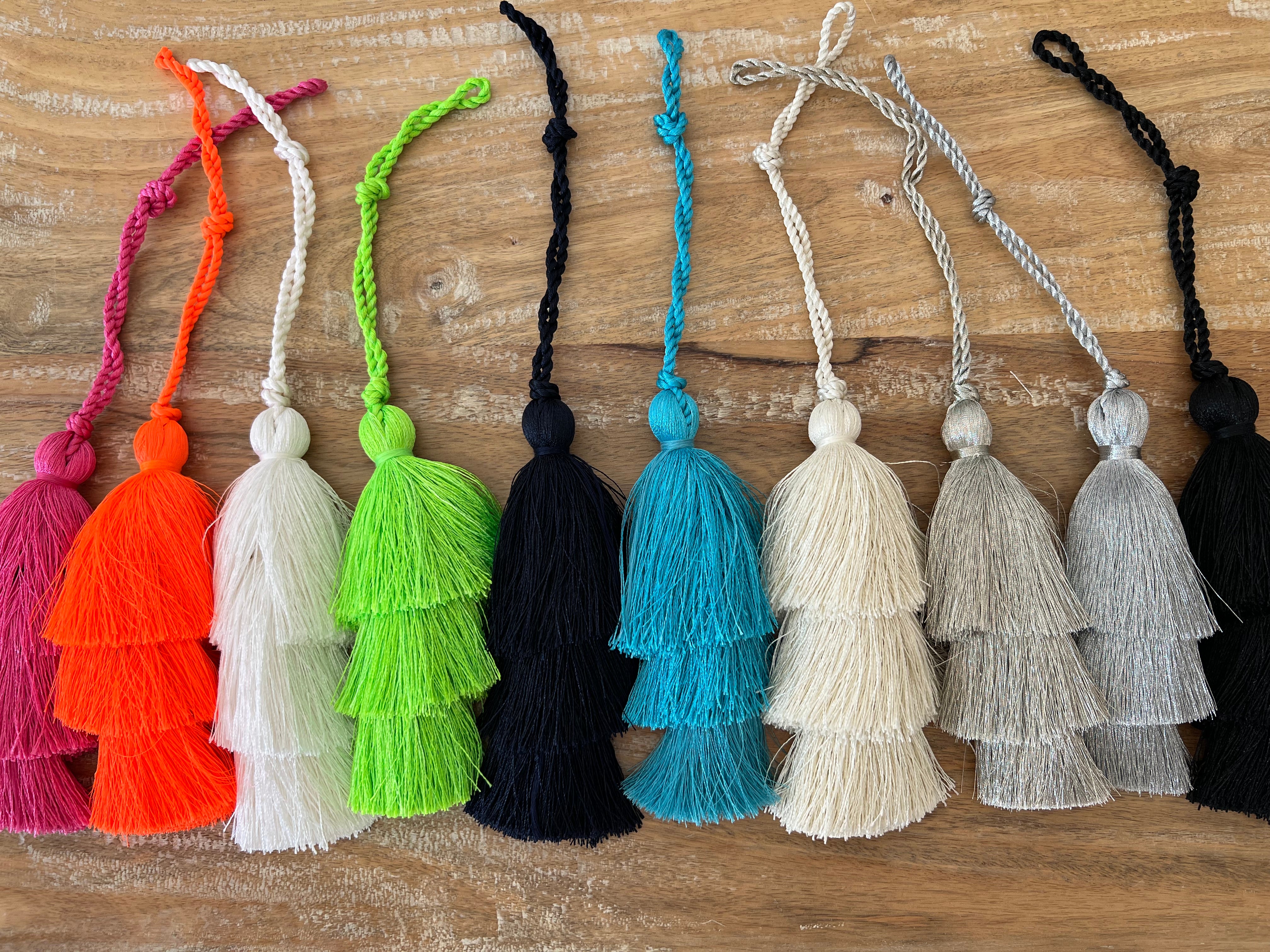 KOALA TASSEL - WHITE - Quilted Koala