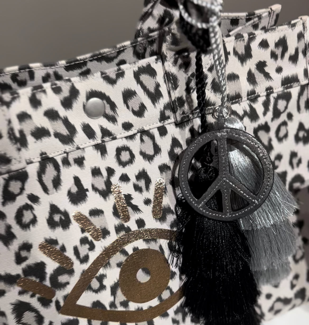 Koala Charms- Silver Gunmetal Peace Sign - Quilted Koala