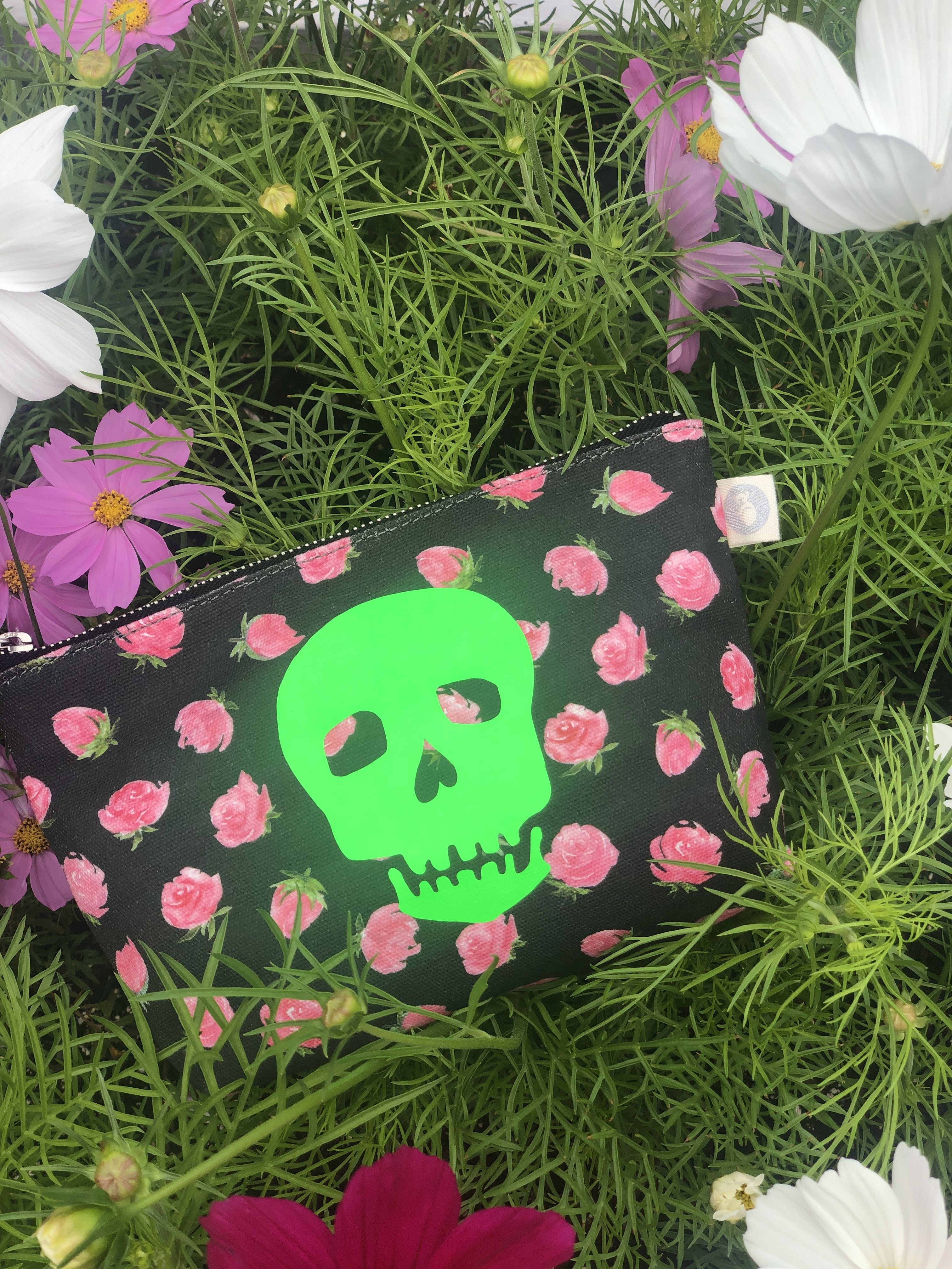 Makeup Bag: Black Floral - Quilted Koala