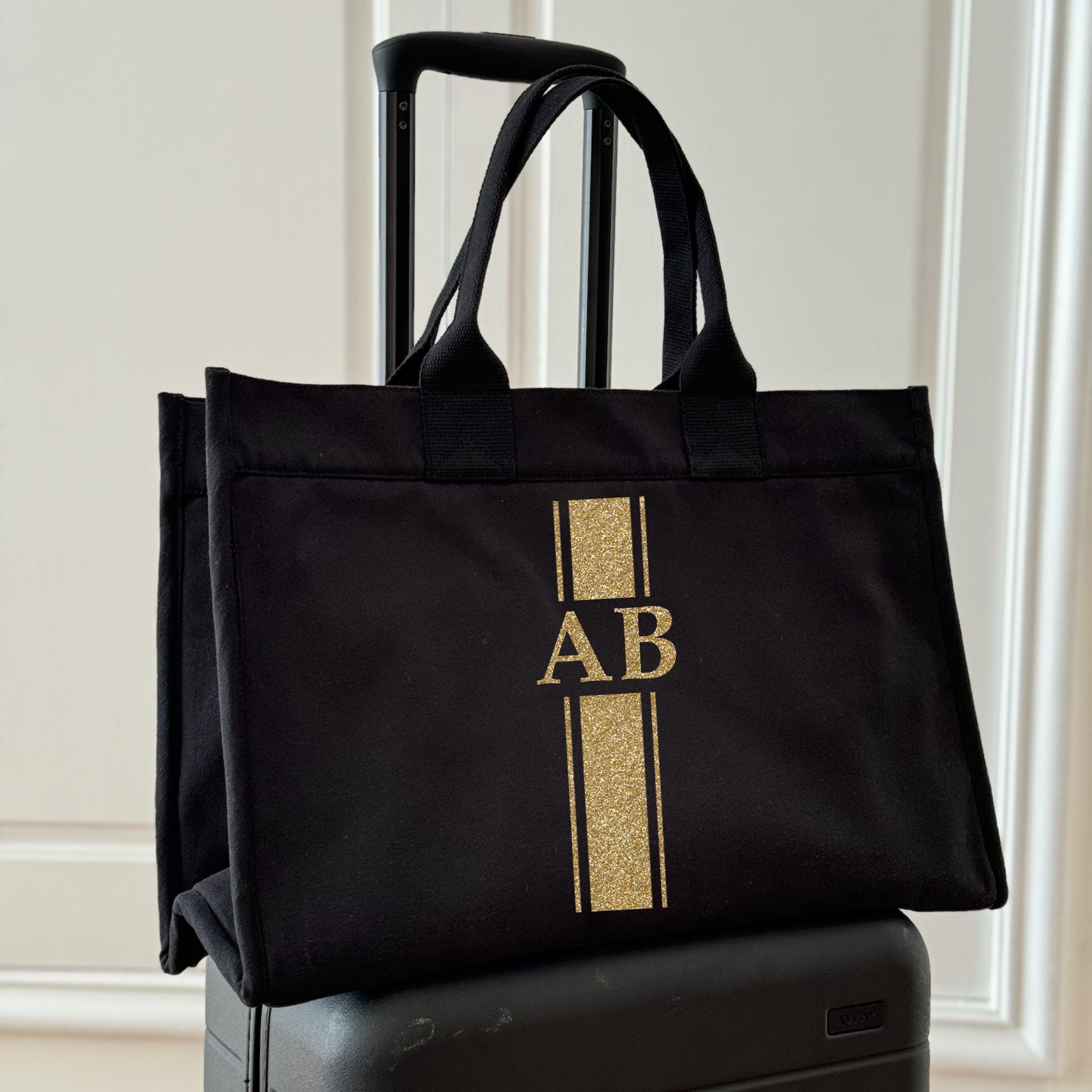 NEW! Anywhere Bag with Trolley Sleeve in Black MONOGRAM STRIPE - Quilted Koala