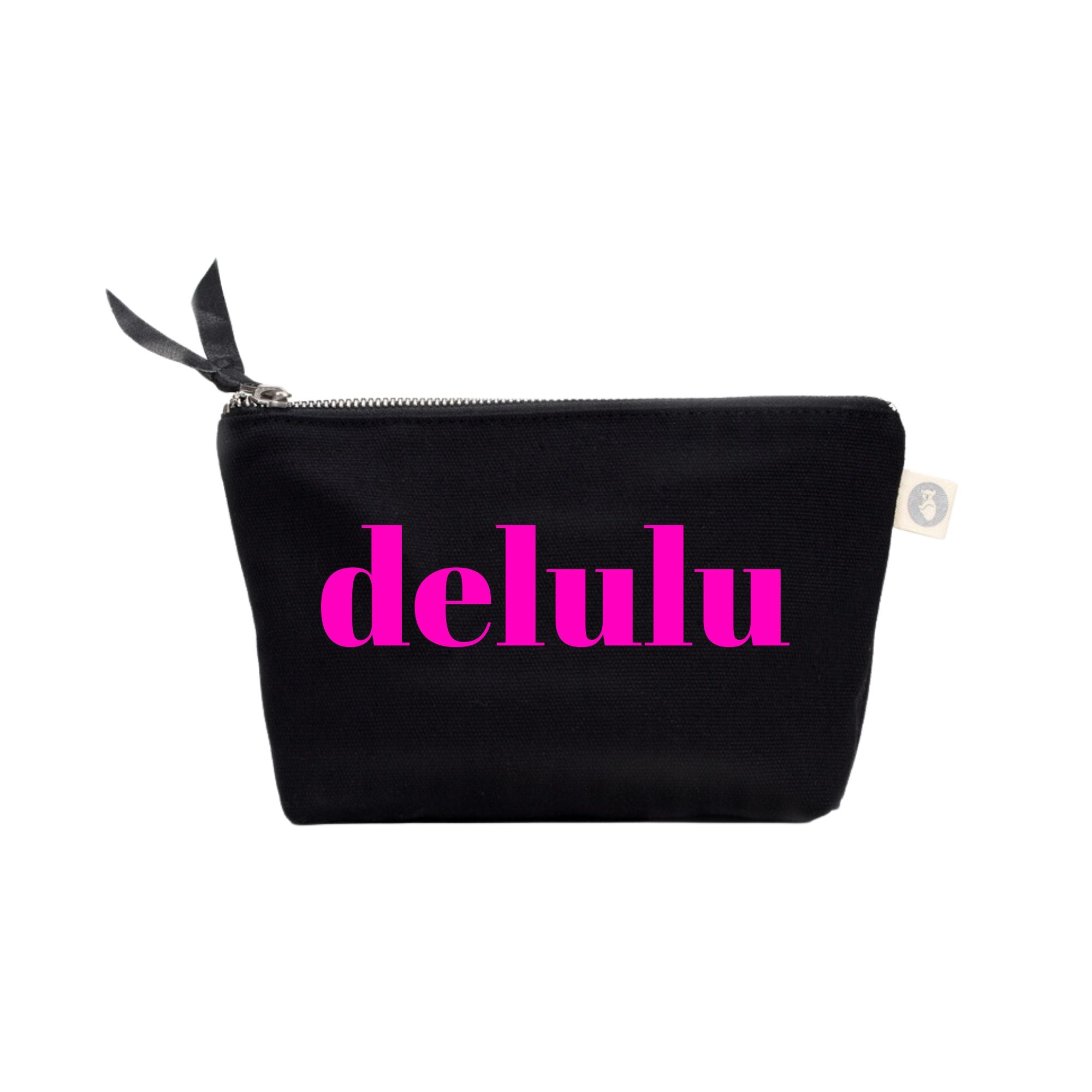 delulu Makeup Bag in Black NEW! - Quilted Koala