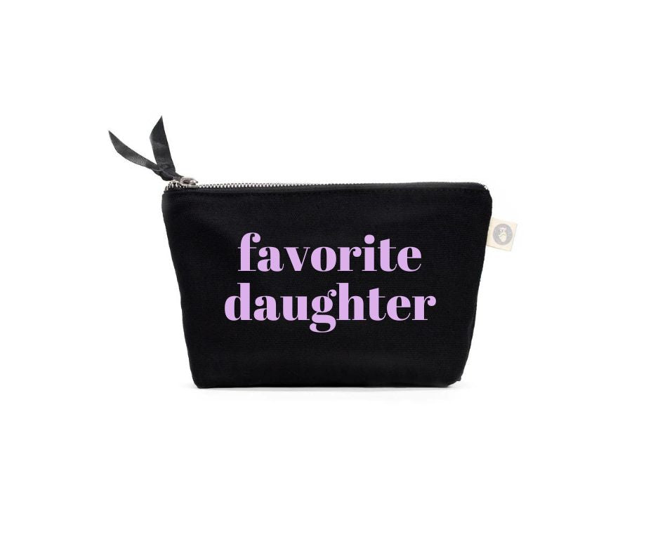 Makeup Bag- FAVORITE DAUGHTER in Lavender - Quilted Koala