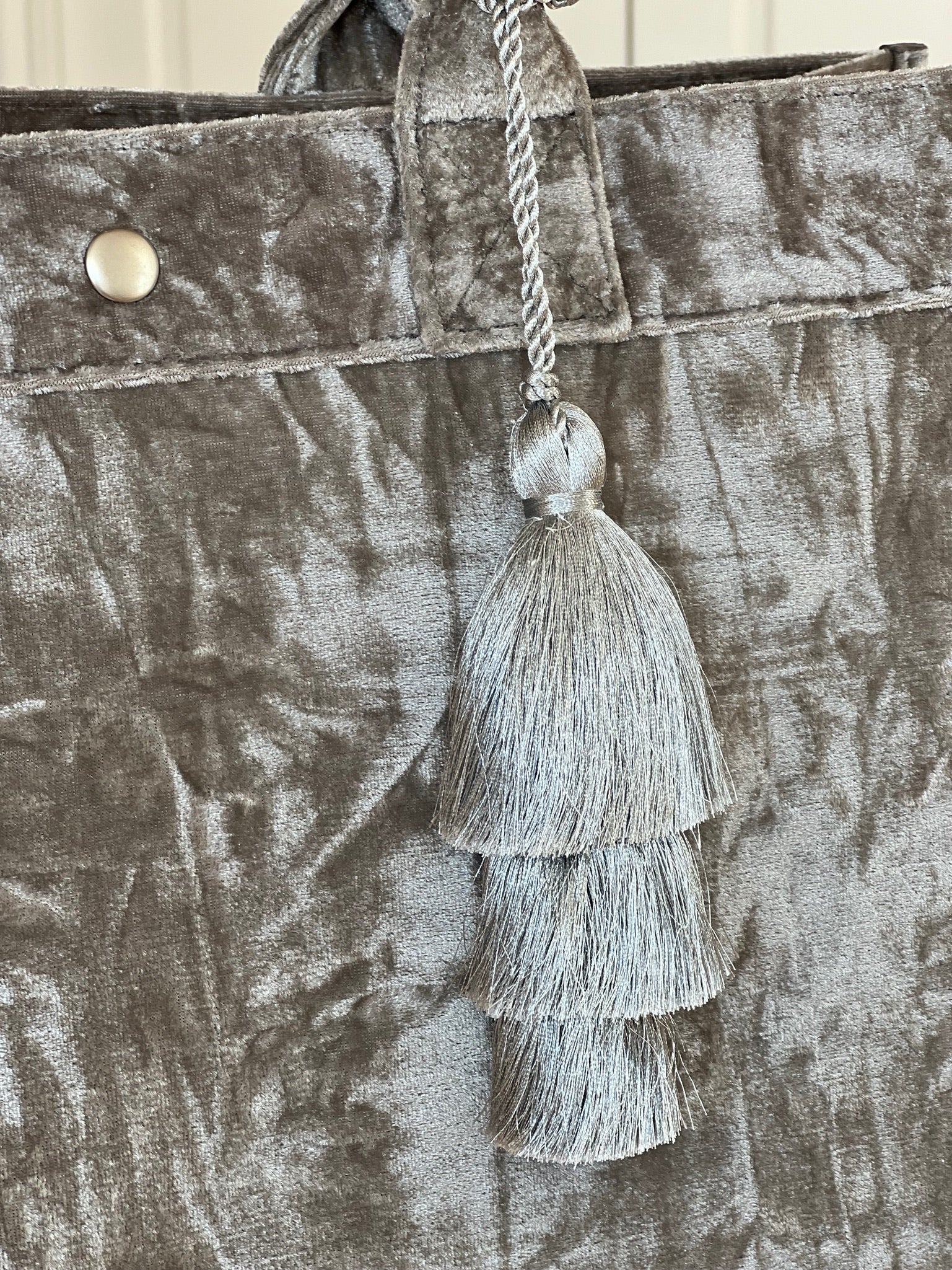 Grey Velvet East West Bag + FREE Silver Tassel + FREE Silver Jewelry Pins - Quilted Koala