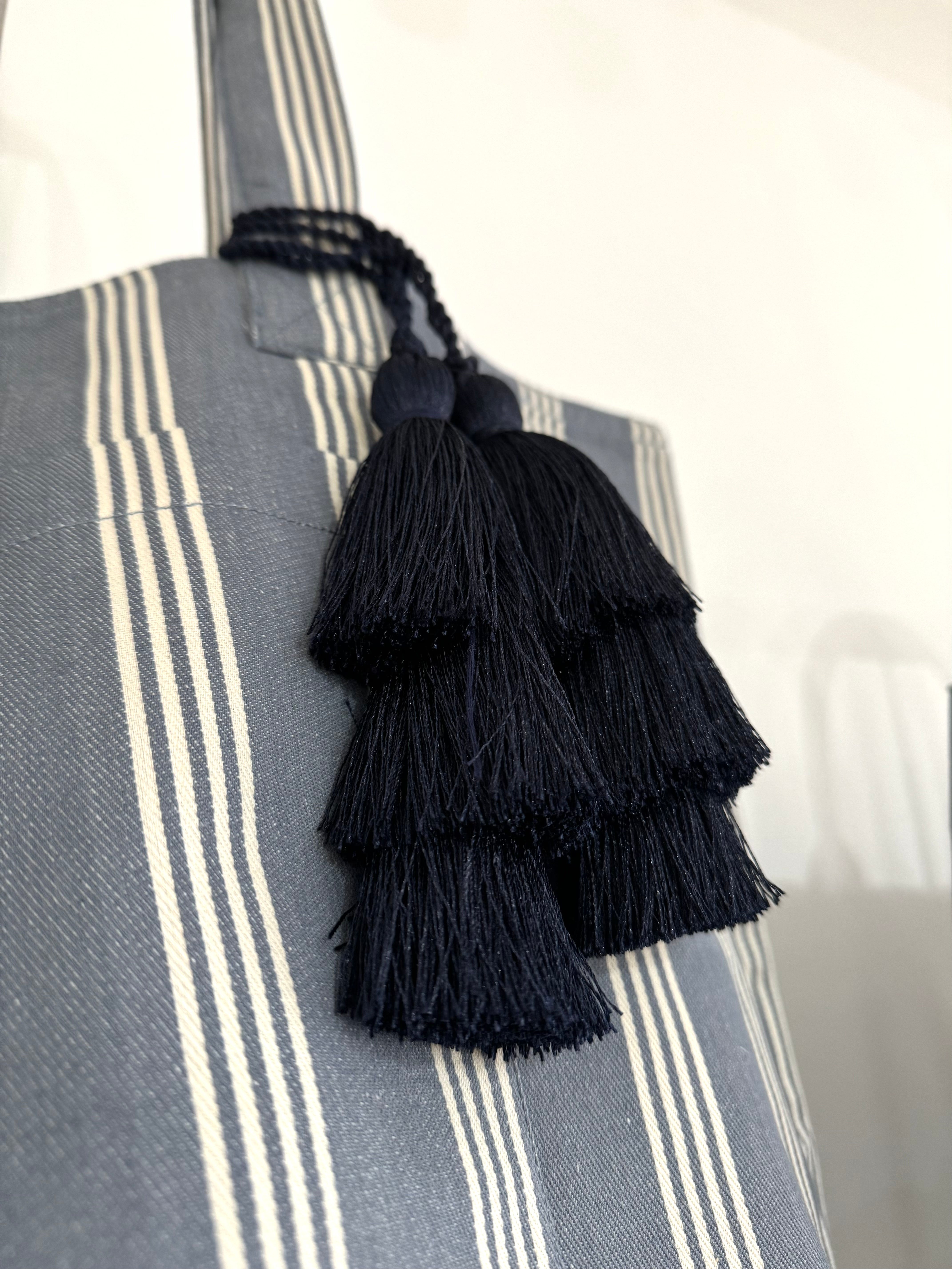 KOALA TASSEL - NAVY - Quilted Koala