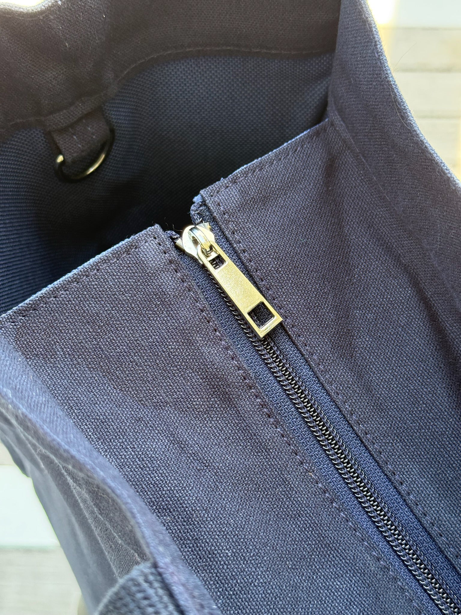 NEW! Anywhere Bag with Trolley Sleeve in Navy SPLIT LETTER MONOGRAM - Quilted Koala