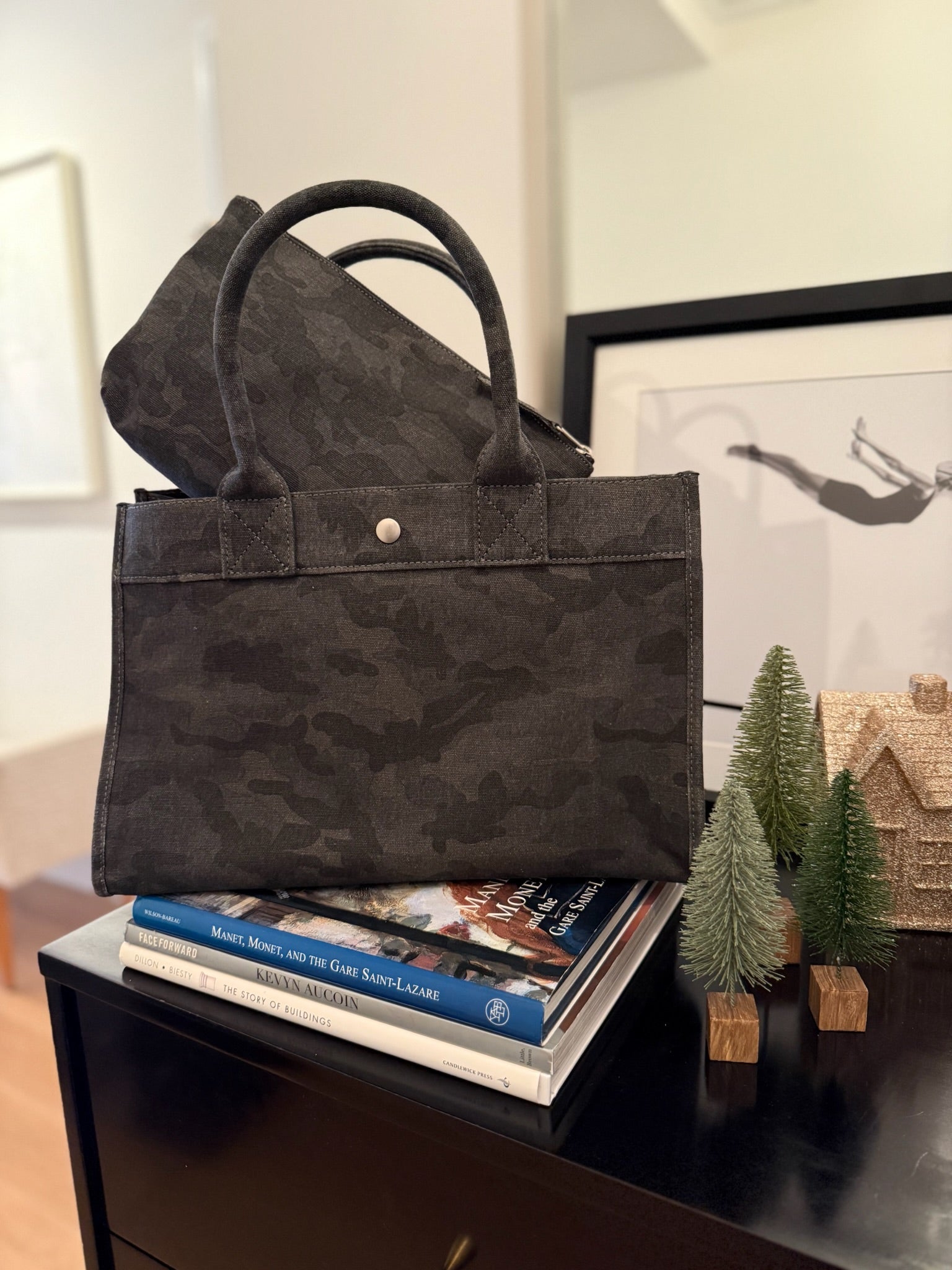 SPECIAL! Black Camo Midi East West Crossbody + FREE Black Camo Clutch - Quilted Koala