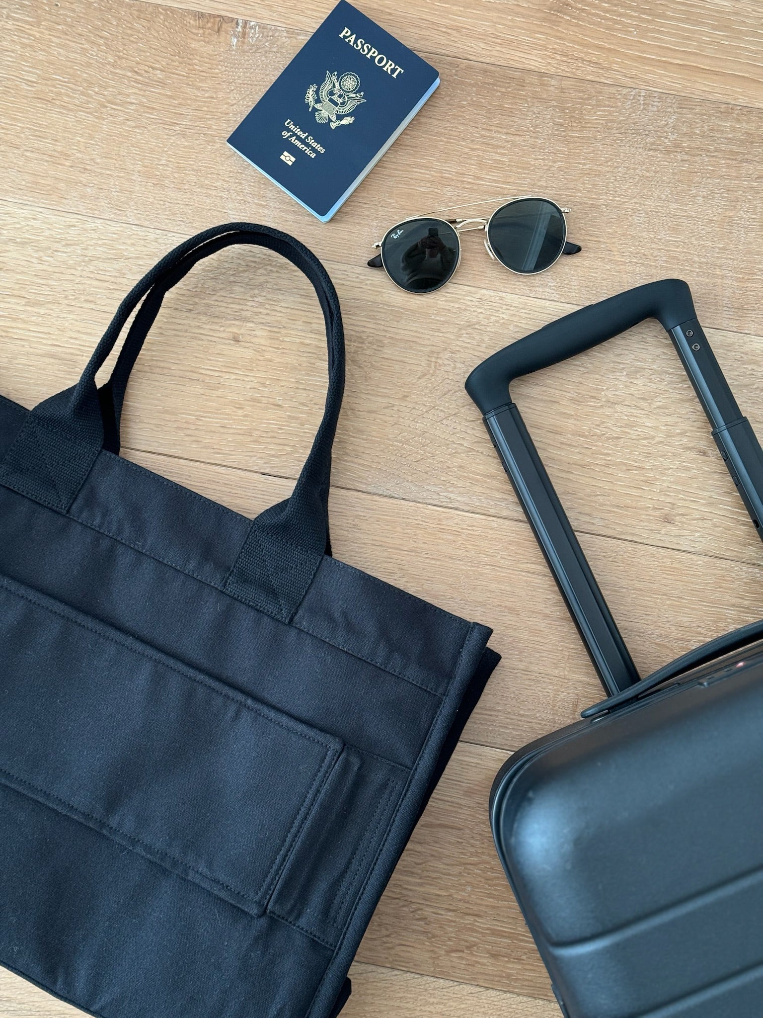 NEW! Anywhere Bag with Trolley Sleeve in Black SPLIT LETTER MONOGRAM - Quilted Koala