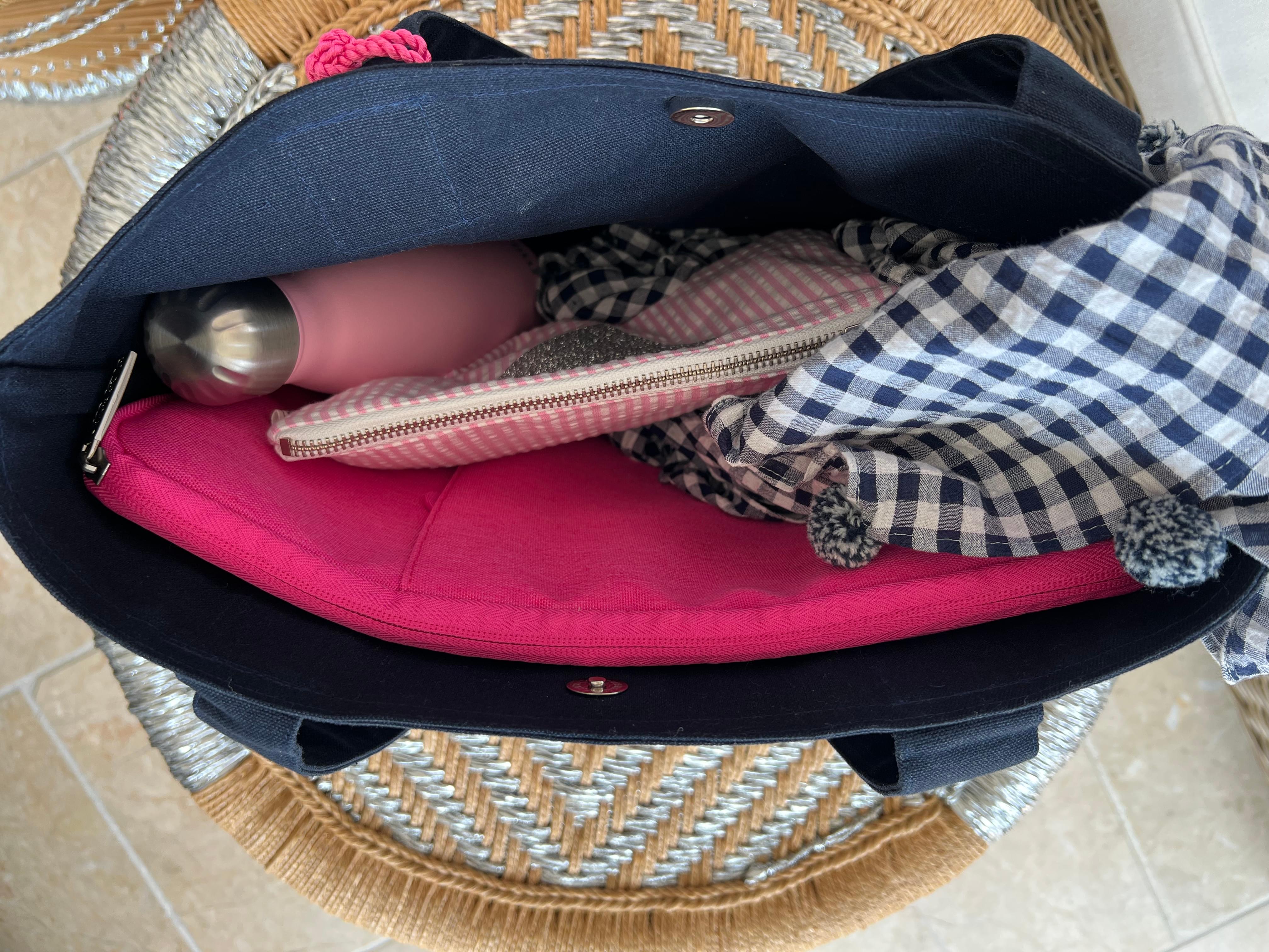 Certified Pickleball Lover Bag in Navy with Aqua NEW! - Quilted Koala